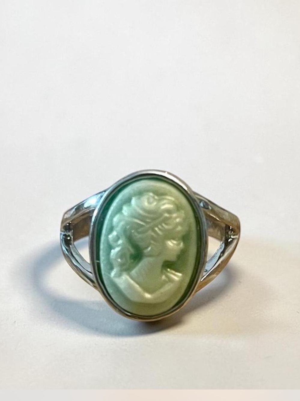 Vintage Style Green Cameo Silver Ring Size